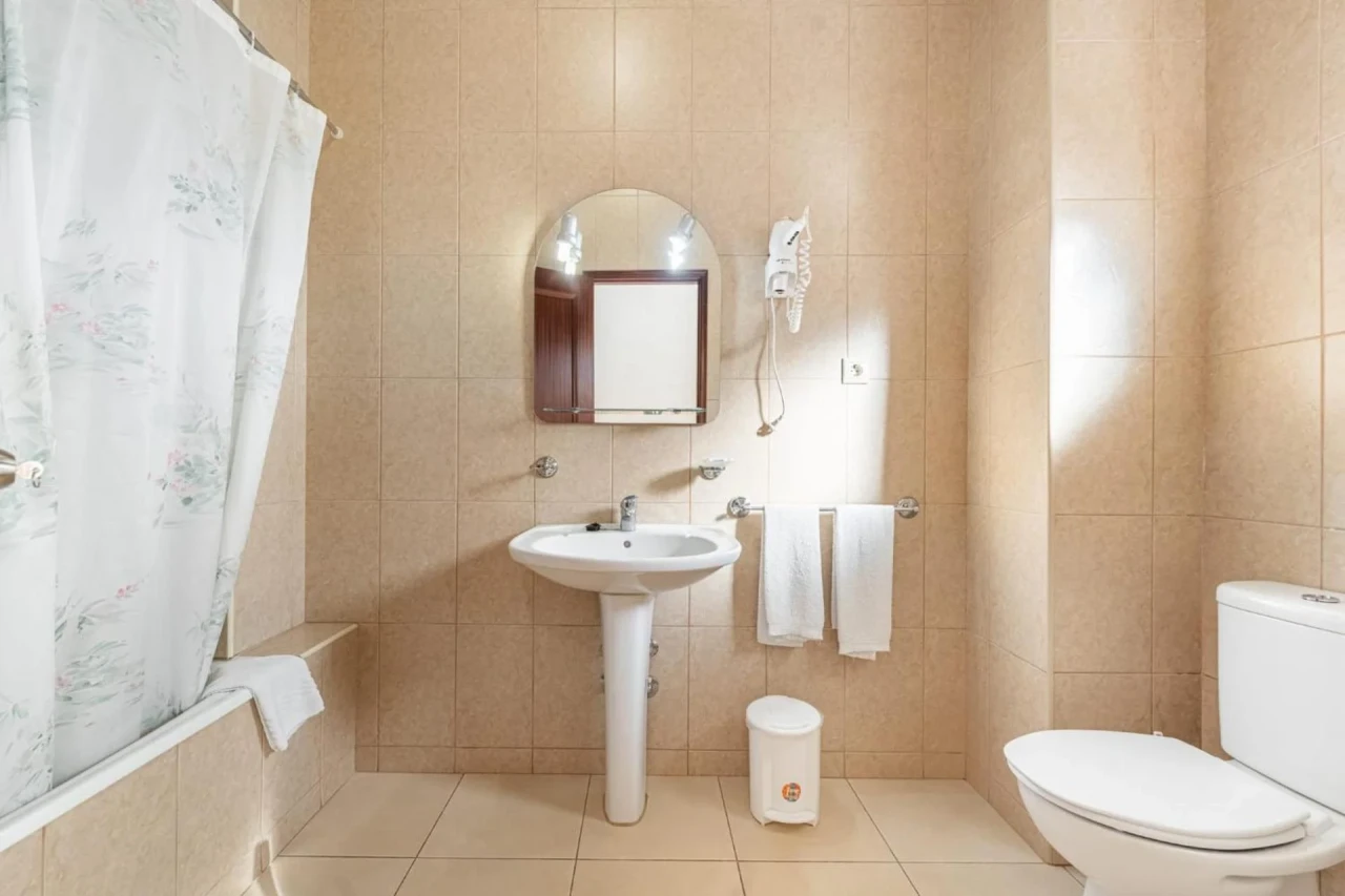 Experience the Charm of O Pimpão, Portugal: A Hidden Gem for Couples, Families, and Business Trips